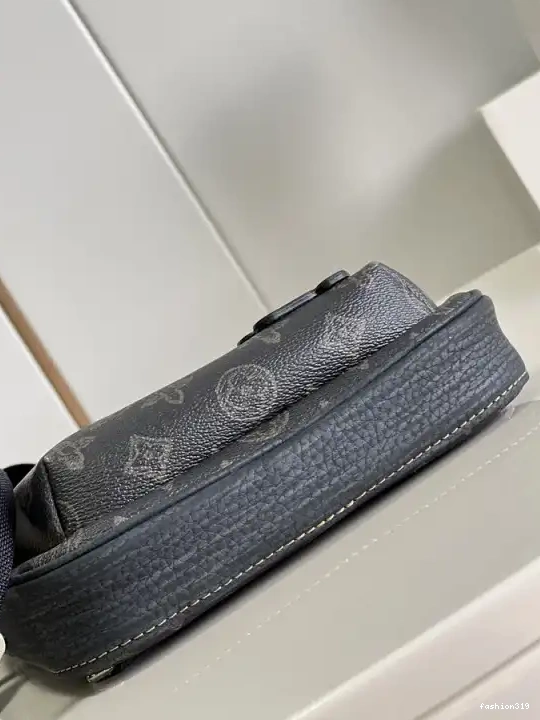 VUITTON AVENUE BAG LOUIS SLING NM 0324